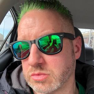 Meet your Posher, Chris